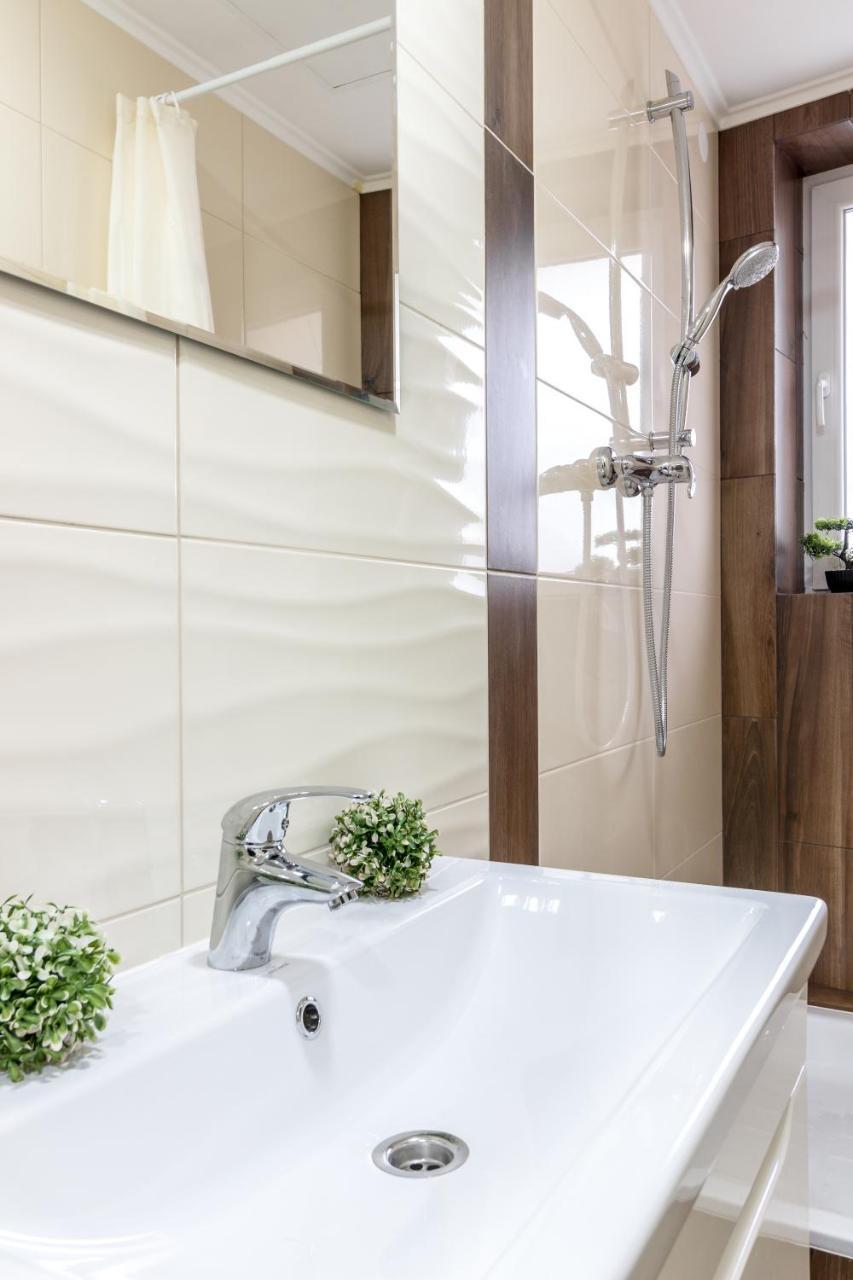 City Center Vip Studio Apartment Lviv Dış mekan fotoğraf